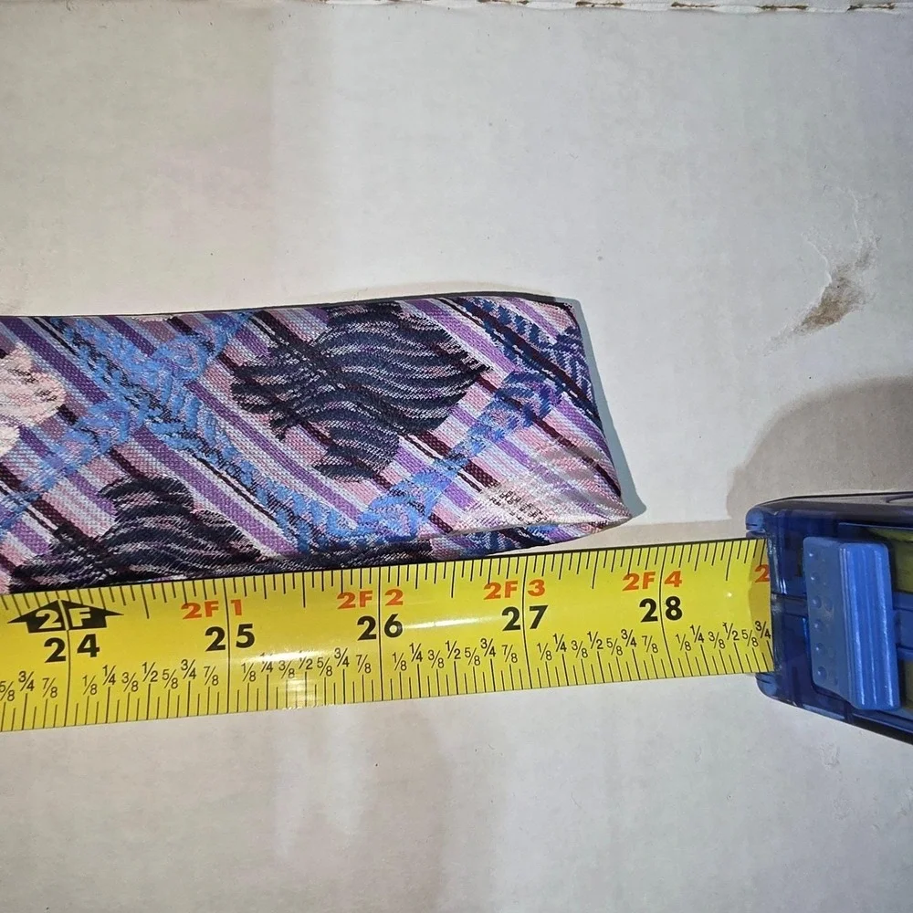 VINTAGE Beau Brummell Field Schlick St. Paul Purple Blue‎ Pink Men's Tie